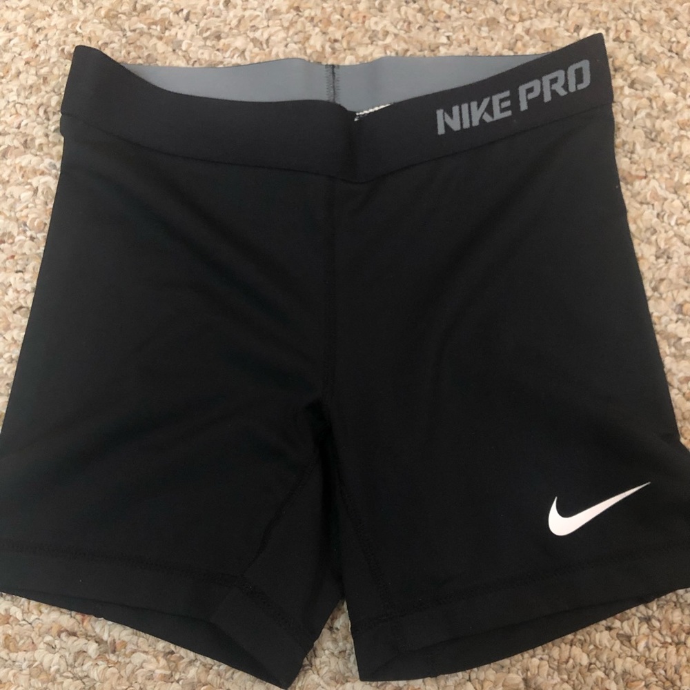 Nike Pro Dri fit shorts size small BNWOT
